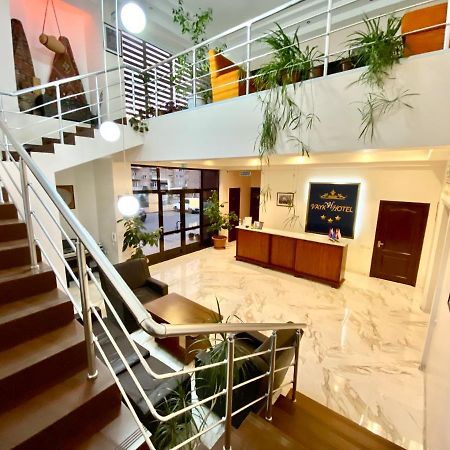 Vayk Hotel Экстерьер фото