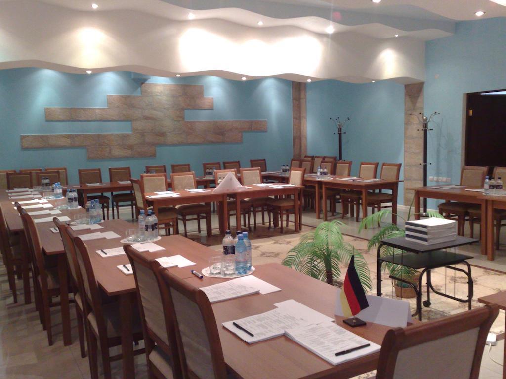 Vayk Hotel Экстерьер фото