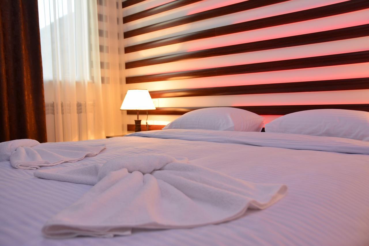 Vayk Hotel Экстерьер фото